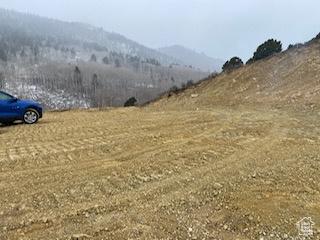 Tabiona, UT 84072