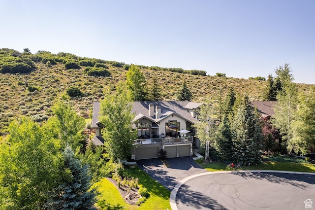 aerial view of property and surrounding area