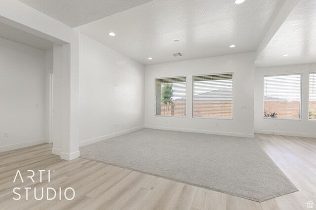 3551 E 3050th St S, St George, UT 84790 - unfurnished room with light wood-style flooring, baseboards, and recessed lighting