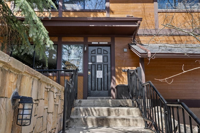 view of property entrance