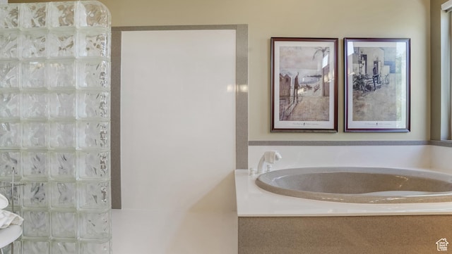 10804 S Lostwood Dr, Sandy, UT 84092 - full bath with a garden tub