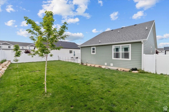 40 E 920 N, Santaquin, UT 84655 - back of house featuring roof with shingles