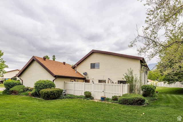 447 W 1175 N, Centerville, UT 84014 - view of side of property