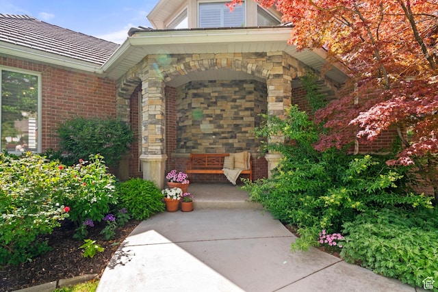 1971 Summerwood Dr, Farmington, UT 84025 - doorway to property featuring brick siding