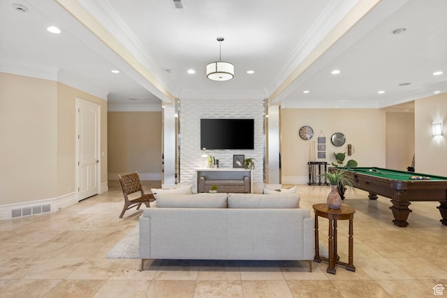 living area with crown molding, billiards, recessed lighting, and baseboards