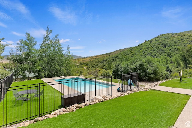 2333 S Falcon Way, Huntsville, UT 84317 - view of swimming pool featuring a view of trees and a mountain view