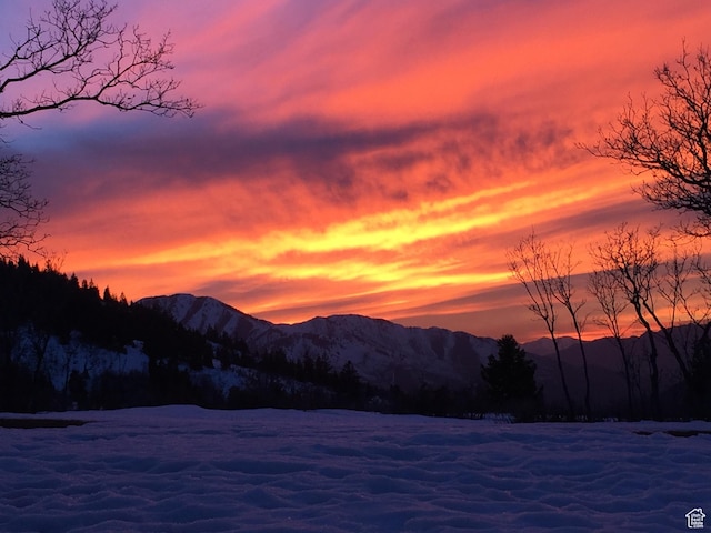 360 Crestview Dr, Park City, UT 84098 - view of mountain backdrop