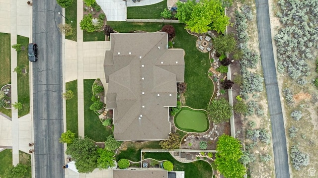 aerial view of property and surrounding area