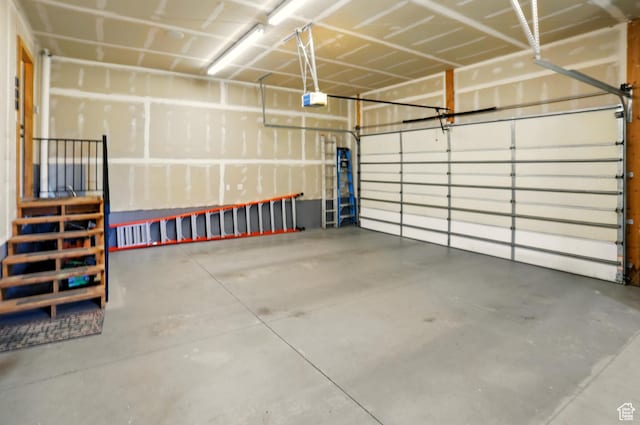 7639 S 475 W, Willard, UT 84340 - garage featuring a garage door opener