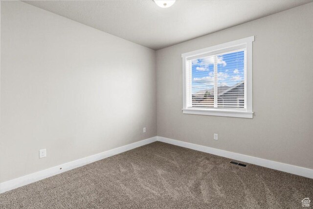 930 N 90 W, Santaquin, UT 84655 - empty room featuring dark carpet and baseboards