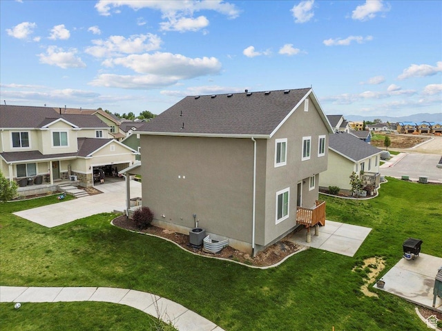 930 N 90 W, Santaquin, UT 84655 - rear view of property with stucco siding, a residential view, and a lawn