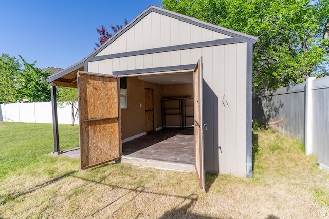 886 Cambridge Dr, North Salt Lake, UT 84054 - view of outbuilding featuring an outbuilding and fence