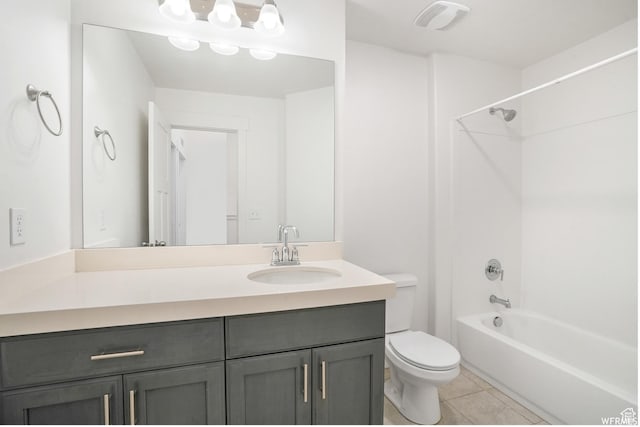 172 S 880 E, American Fork, UT 84003 - full bath featuring toilet, tile patterned flooring, vanity, and  shower combination
