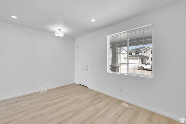 251 W 825 S Unit 306, Willard, UT 84340 - empty room with wood finished floors, baseboards, and recessed lighting