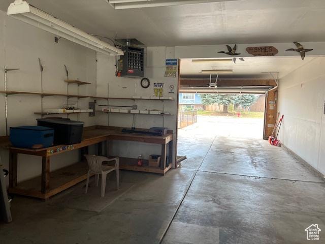 954 E 7725 S, Midvale, UT 84047 - garage with a heating unit and a workshop area