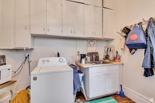 2172 S 800 E, Salt Lake City, UT 84106 - washroom with washer / clothes dryer and wood finished floors