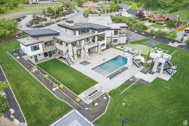 bird's eye view of a pool area