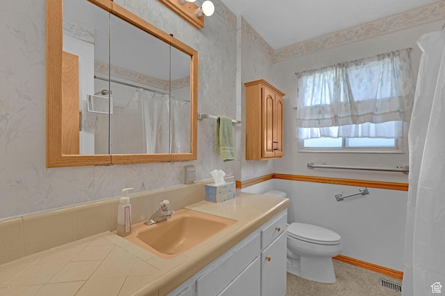 3927 W Rawhide Dr S, West Valley City, UT 84120 - full bath with toilet, vanity, and a shower with shower curtain