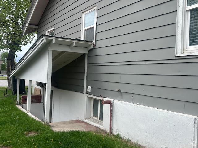 view of side of property