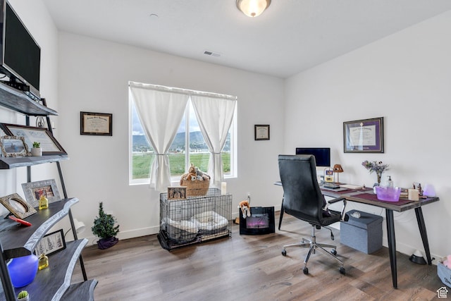 1218 S Sawmill Blvd Unit 1-106, Heber City, UT 84032 - office area with wood finished floors and baseboards