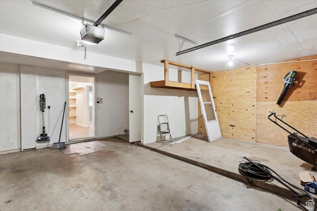 22 W 1470 S, Farmington, UT 84025 - garage with a garage door opener