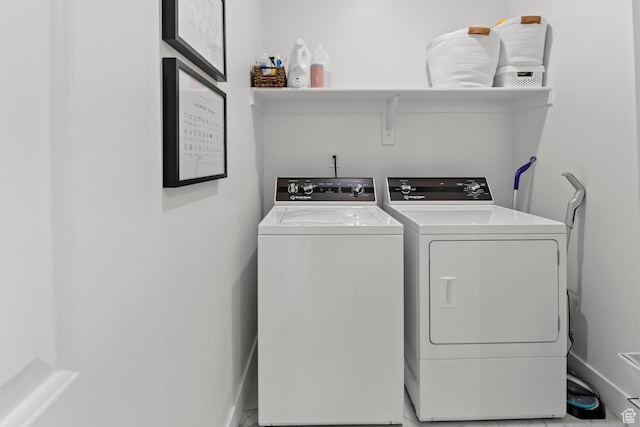 422 S 700 W, American Fork, UT 84003 - laundry room with washer and dryer and baseboards