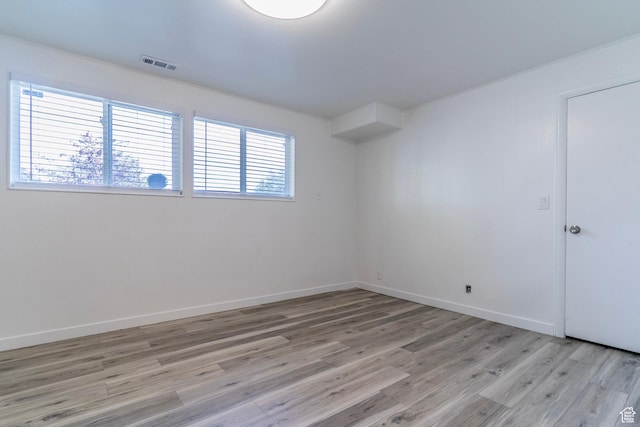 4740 S 3040 W, Taylorsville, UT 84129 - unfurnished room with light wood-style flooring and baseboards