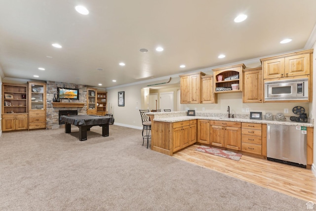 1737 S Kerrybrook Dr, Kaysville, UT 84037 - kitchen featuring stainless steel appliances, a sink, crown molding, light colored carpet, and open shelves