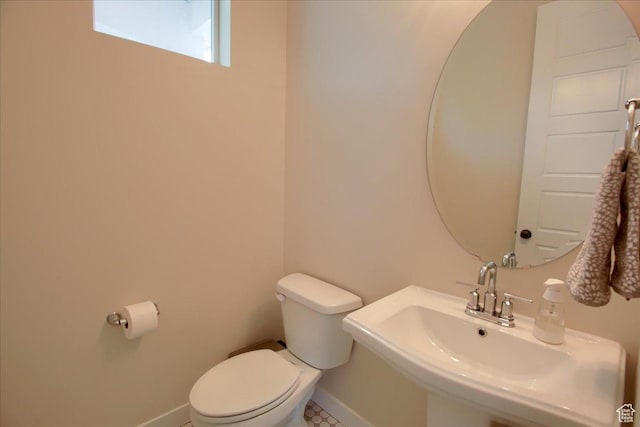 352 N 75 E, Kaysville, UT 84037 - half bath with toilet, a sink, and baseboards
