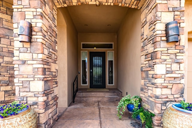 373 W Meridian Dr, Ivins, UT 84738 - property entrance featuring stone siding