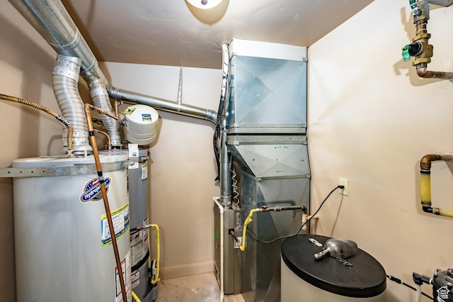 373 W Meridian Dr, Ivins, UT 84738 - utilities featuring gas water heater