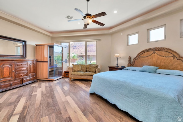 373 W Meridian Dr, Ivins, UT 84738 - bedroom with access to exterior, light wood-style floors, recessed lighting, and ceiling fan