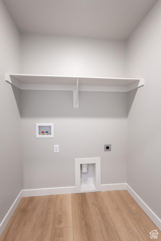709 S 3575 W Unit 147, West Weber, UT 84401 - washroom with hookup for an electric dryer, wood finished floors, and hookup for a washing machine