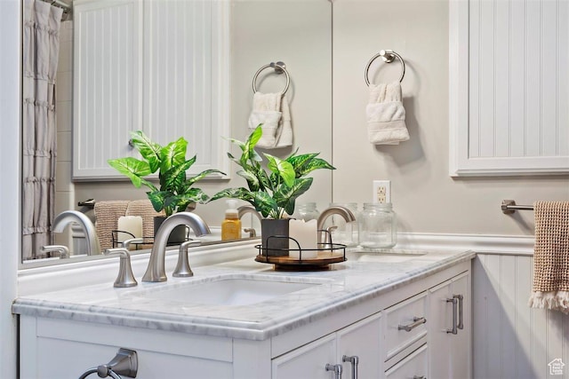 384 W 4200 N, Pleasant View, UT 84414 - bathroom with double vanity