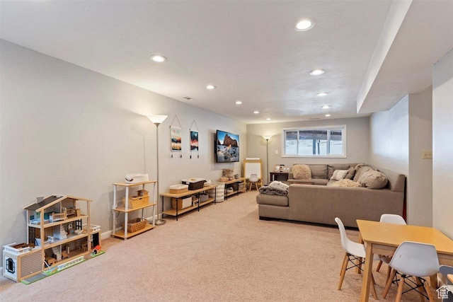 384 W 4200 N, Pleasant View, UT 84414 - carpeted living area with recessed lighting