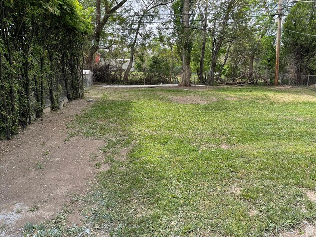 936 E Atkin Ave, Salt Lake City, UT 84106 - view of yard