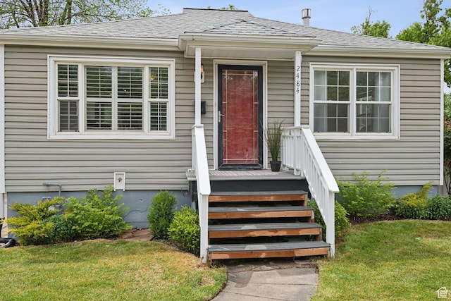 2484 S 800 E, Salt Lake City, UT 84106 - property entrance with a yard