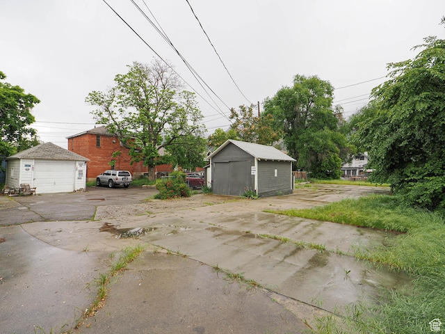 466 N 200 E, Provo, UT 84606 - view of yard with an outdoor structure