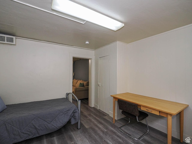 466 N 200 E, Provo, UT 84606 - bedroom with dark wood-style floors