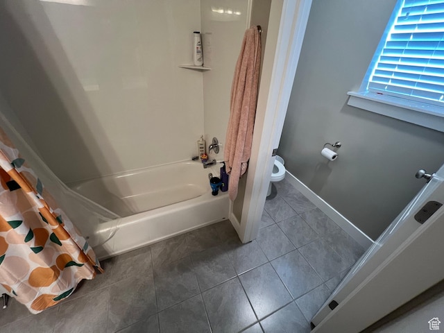 1297 W 450 N, Springville, UT 84663 - bathroom with toilet, tile patterned flooring, shower / bath combo, and baseboards