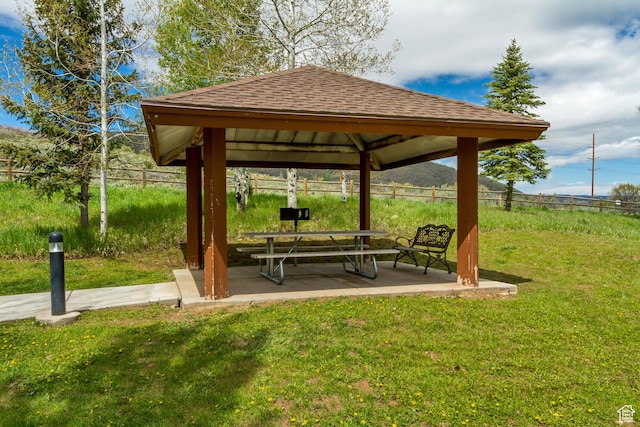 6641 N 2200 W Unit D-304, Park City, UT 84098 - view of property's community featuring a gazebo and a patio