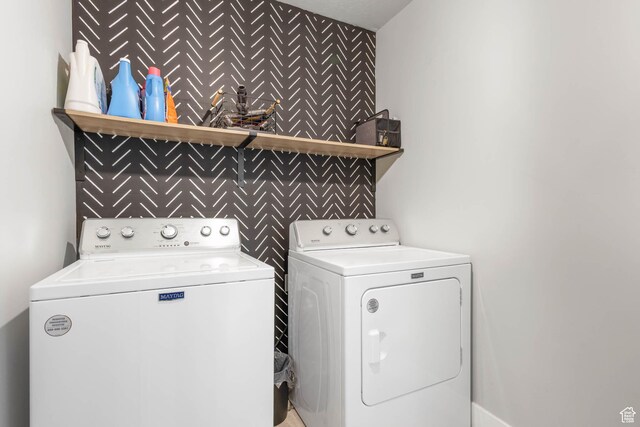 541 W 1960 N, Tooele, UT 84074 - clothes washing area featuring washing machine and dryer