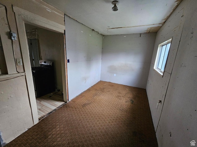 139 E 4th S, Preston, ID 83263 - empty room featuring washer / clothes dryer