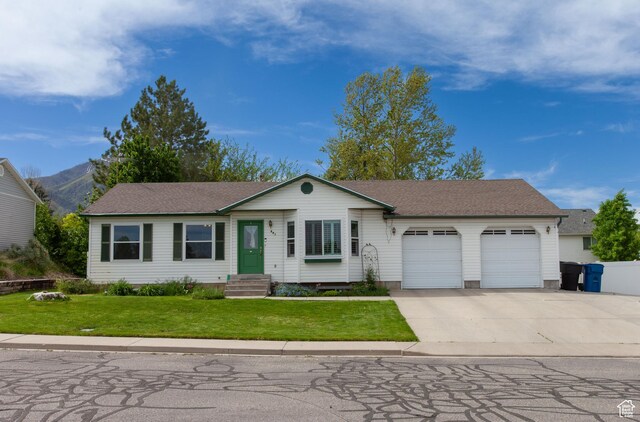 841 W 1235 S, Payson, UT 84651 - single story home featuring an attached garage, driveway, and a front lawn