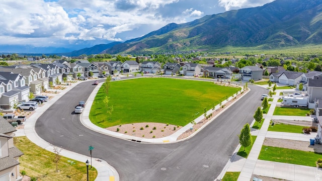 876 S Brubaker Way, Santaquin, UT 84655 - aerial view of residential area with mountains