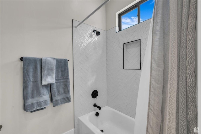 1003 N Grand Heights Dr, St George, UT 84770 - full bath featuring shower / bath combination with curtain
