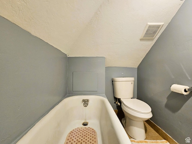44 S 700 E, Provo, UT 84606 - full bath with a tub, a textured ceiling, toilet, and lofted ceiling