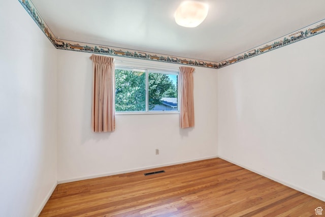 3165 N Bannock Dr E, Provo, UT 84604 - empty room featuring light wood-type flooring and baseboards