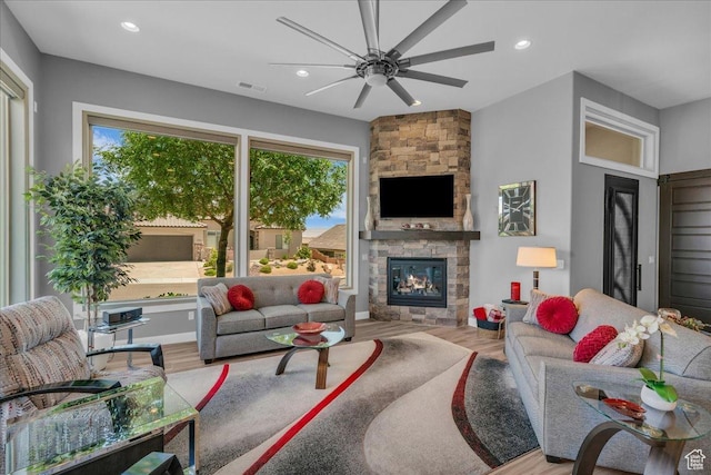 1865 N Park Grove Dr, Washington, UT 84780 - living area with wood finished floors, healthy amount of natural light, a ceiling fan, and recessed lighting