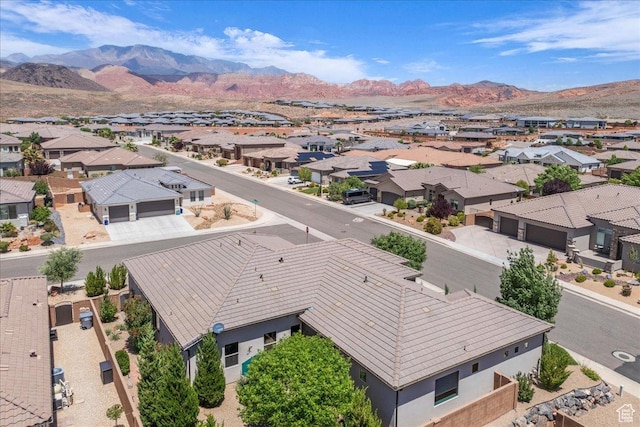 1865 N Park Grove Dr, Washington, UT 84780 - aerial view of residential area with a mountainous background